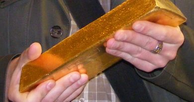 Defraudan con lingote de oro falso a abuelito en Texmelucan