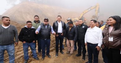 Respuesta inmediata del Gobierno de Puebla ante derrumbe en carretera de Eloxochitlán