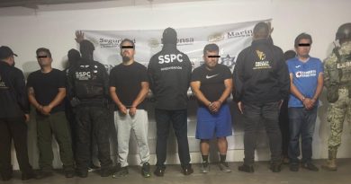 Detienen a 4 exfuncionarios y funcionarios de la Policía Municipal ligados a “La Barredora”