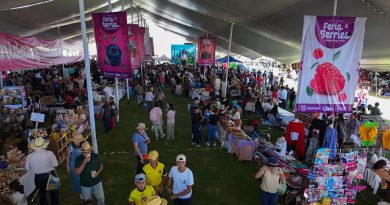 Suman 13 mil visitantes al cierre del tercer día de la Feria de las Berries en Huejotzingo