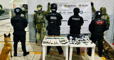 Realizan operativos simultáneos en penales de Tepexi y San Pedro Cholula