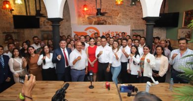 Néstor Camarillo se reúne con liderazgos de la región de Tecamachalco