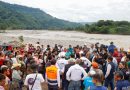 Reabren caminos y entregan víveres a damnificados de Pantepec
