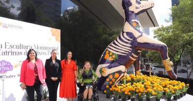 Catrina monumental de Atlixco llega al Senado