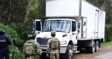 Recuperan en Zacapoaxtla tractocamión con reporte de robo
