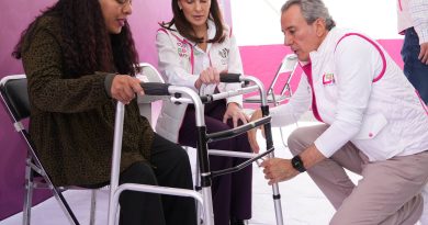 Fortalecen MariElise Budib y Pepe Chedraui la inclusión social con entrega de aparatos ortopédicos