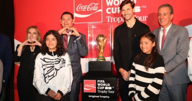 Puebla forma parte de la fiesta mundialista, recibe trofeo de la FIFA