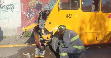 Atropellan a dos universitarias tras choque entre Rutas del transporte público en Puebla
