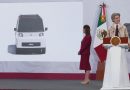 Sheinbaum presenta el prototipo del minivehículo eléctrico mexicano Olinia