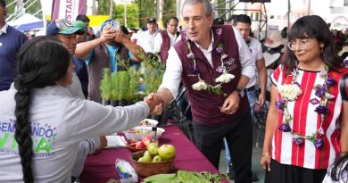 Garantiza Pepe Chedraui acceso a servicios y apoyos a familias de Canoa