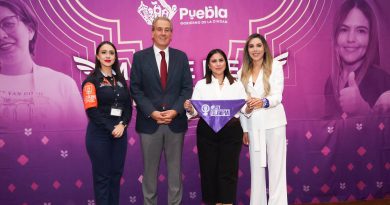 Pepe Chedraui impulsa acciones para garantizar los derechos digitales de las mujeres
