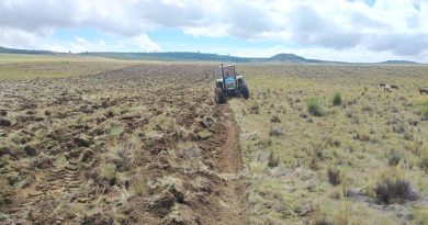 Llegan tres tractores a Xiutetelco para fortalecer la producción agrícola