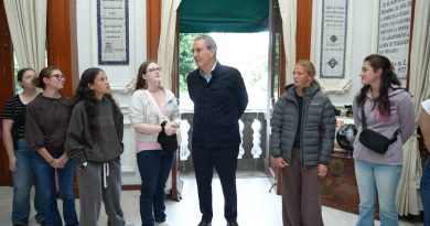 Recibe Pepe Chedraui a estudiantes de Medicina Veterinaria de Oregon State University