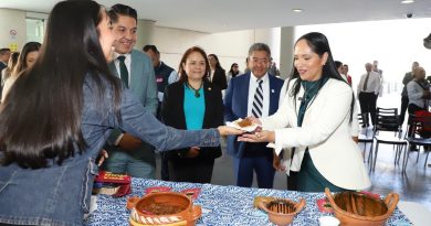 Liz Sánchez presenta en el Senado la Feria de los Moles 2026 y refrenda su respaldo a la comunidad migrante